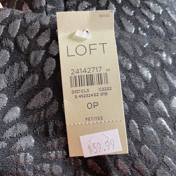 NEW LOFT Black Shimmer Flower Petal Skirt - Picture 6 of 6